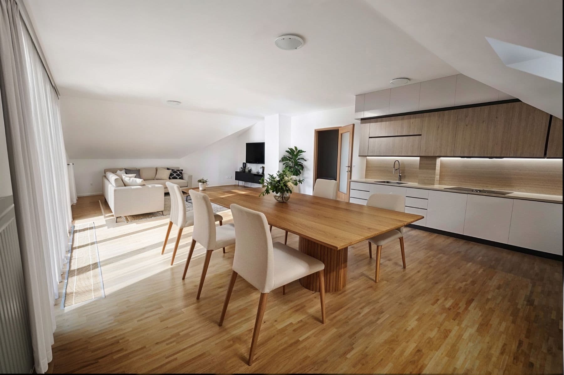 Prodej domu 410 m², pozemek 534 m², Borkovského, Roztoky, Středočeský kraj Prodej domu 410 m², pozemek 534 m², Borkovského, Roztoky, Středočeský kraj