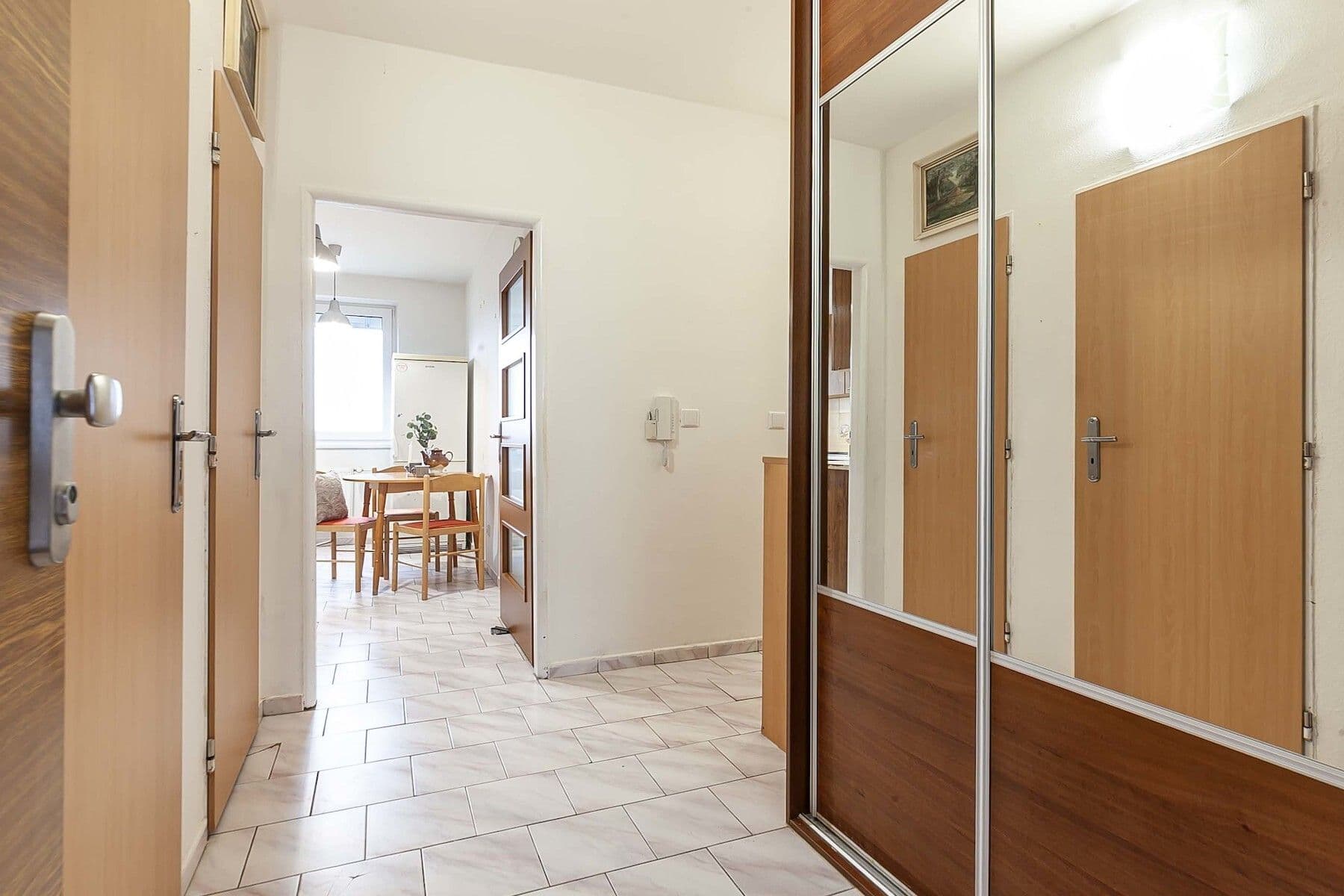 Prodej bytu 2+1 51 m², Na Výsluní, Neratovice, Středočeský kraj Prodej bytu 2+1 51 m², Na Výsluní, Neratovice, Středočeský kraj