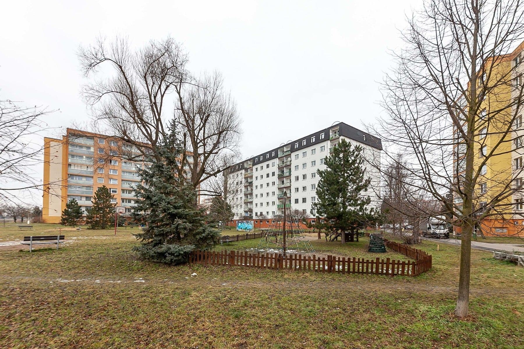 Prodej bytu 2+1 51 m², Na Výsluní, Neratovice, Středočeský kraj Prodej bytu 2+1 51 m², Na Výsluní, Neratovice, Středočeský kraj