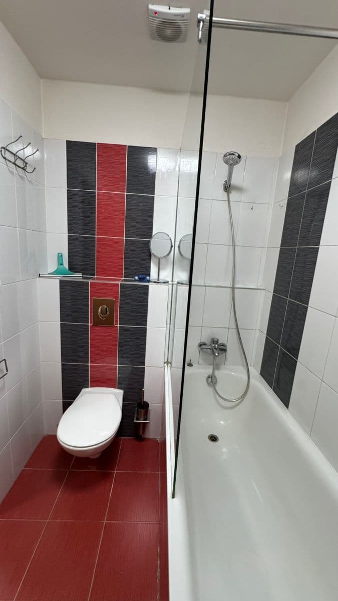 Pronájem bytu 2+kk 50 m², U Leskavy, Brno, Jihomoravský kraj Pronájem bytu 2+kk 50 m², U Leskavy, Brno, Jihomoravský kraj