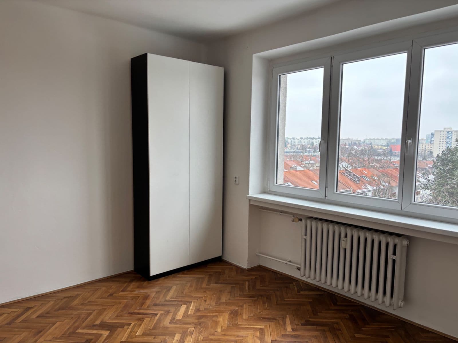 Pronájem bytu 3+1 77 m², Černokostelecká, Praha, Praha Pronájem bytu 3+1 77 m², Černokostelecká, Praha, Praha