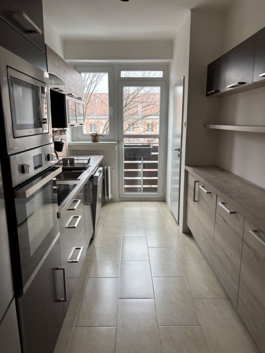 Pronájem bytu 3+1 77 m², Černokostelecká, Praha, Praha Pronájem bytu 3+1 77 m², Černokostelecká, Praha, Praha