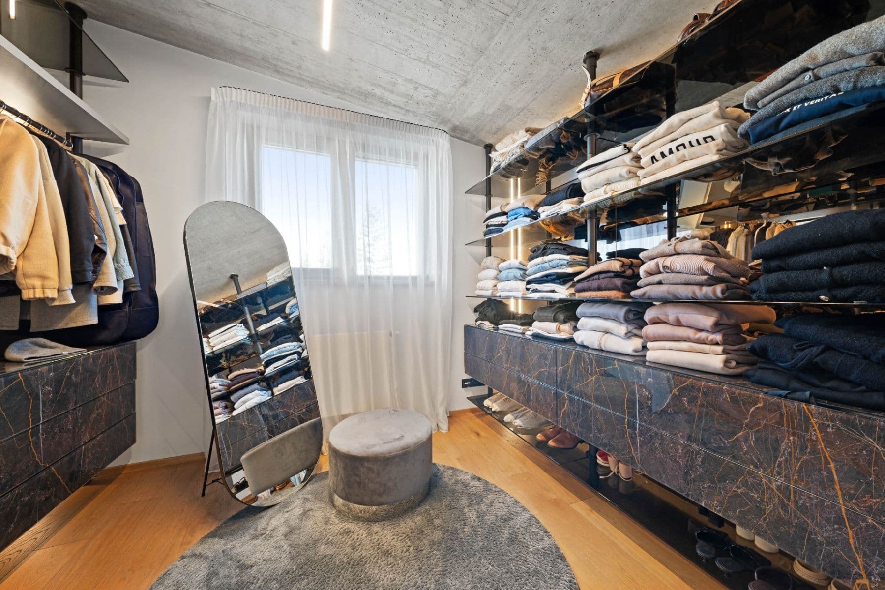 Prodej bytu 4+kk 107 m², 5. máje, Praha, Praha Prodej bytu 4+kk 107 m², 5. máje, Praha, Praha