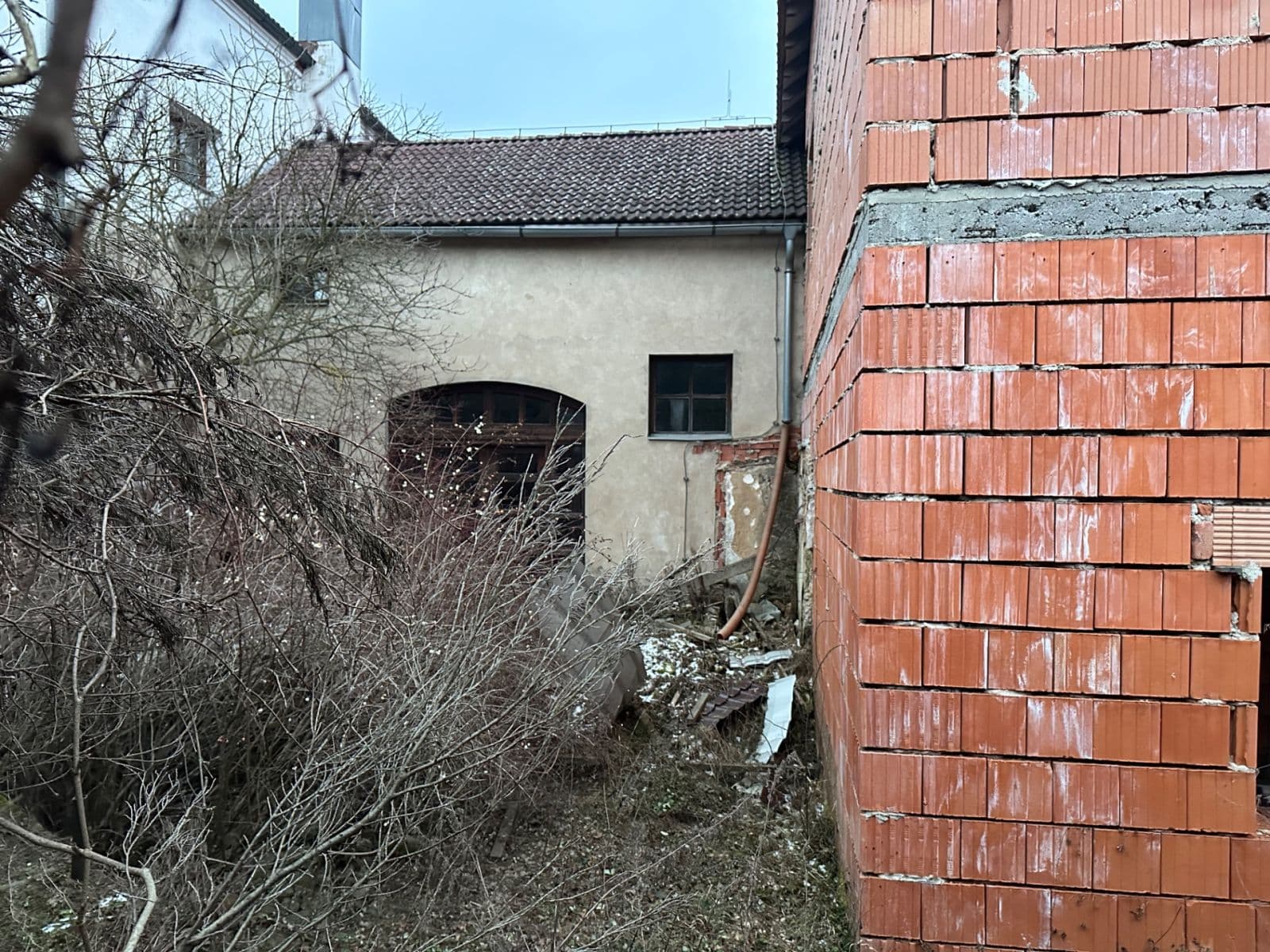 Prodej domu 600 m², pozemek 2.500 m², Bojanovice, Středočeský kraj Prodej domu 600 m², pozemek 2.500 m², Bojanovice, Středočeský kraj