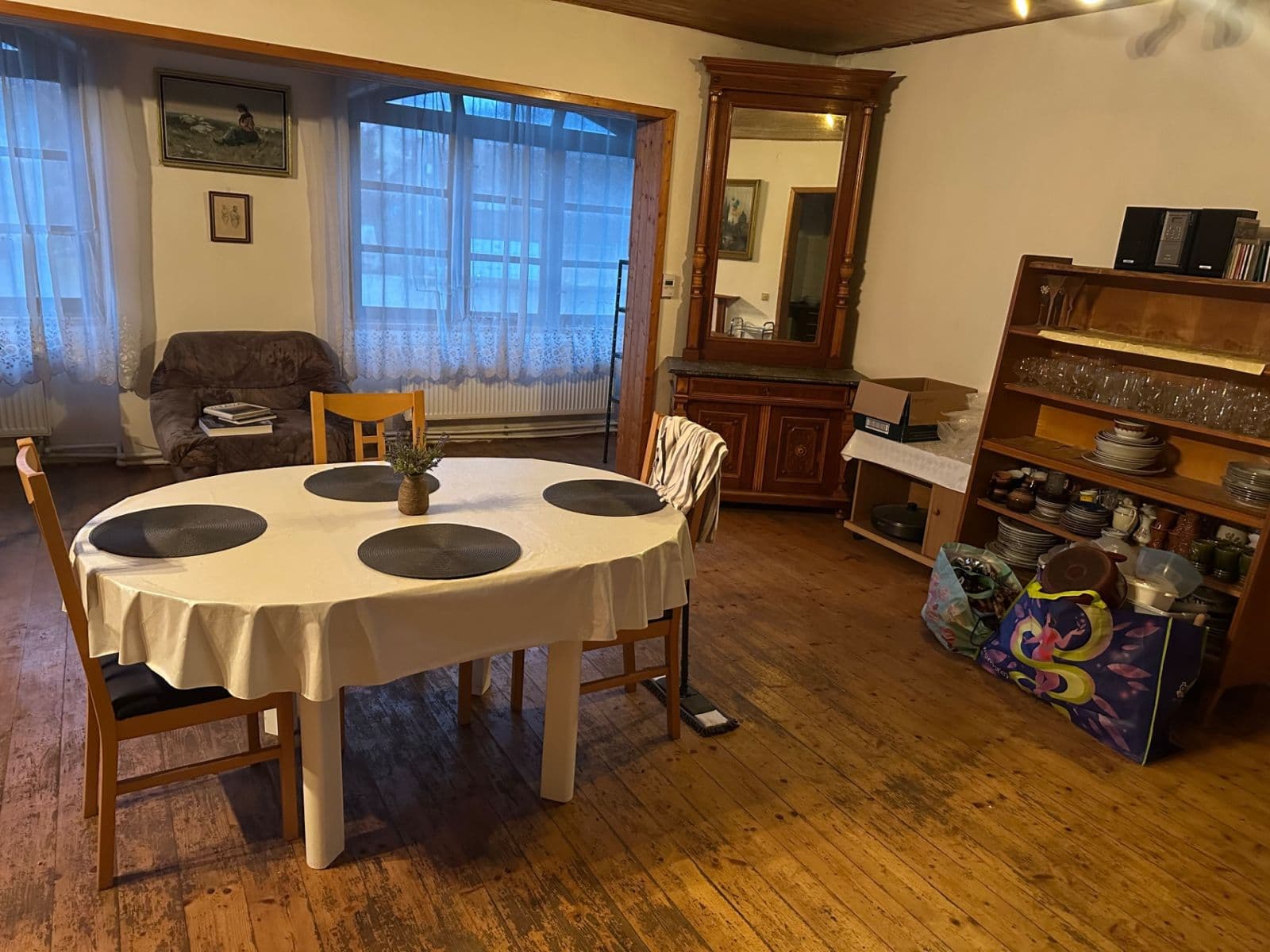 Prodej domu 600 m², pozemek 2.500 m², Bojanovice, Středočeský kraj Prodej domu 600 m², pozemek 2.500 m², Bojanovice, Středočeský kraj