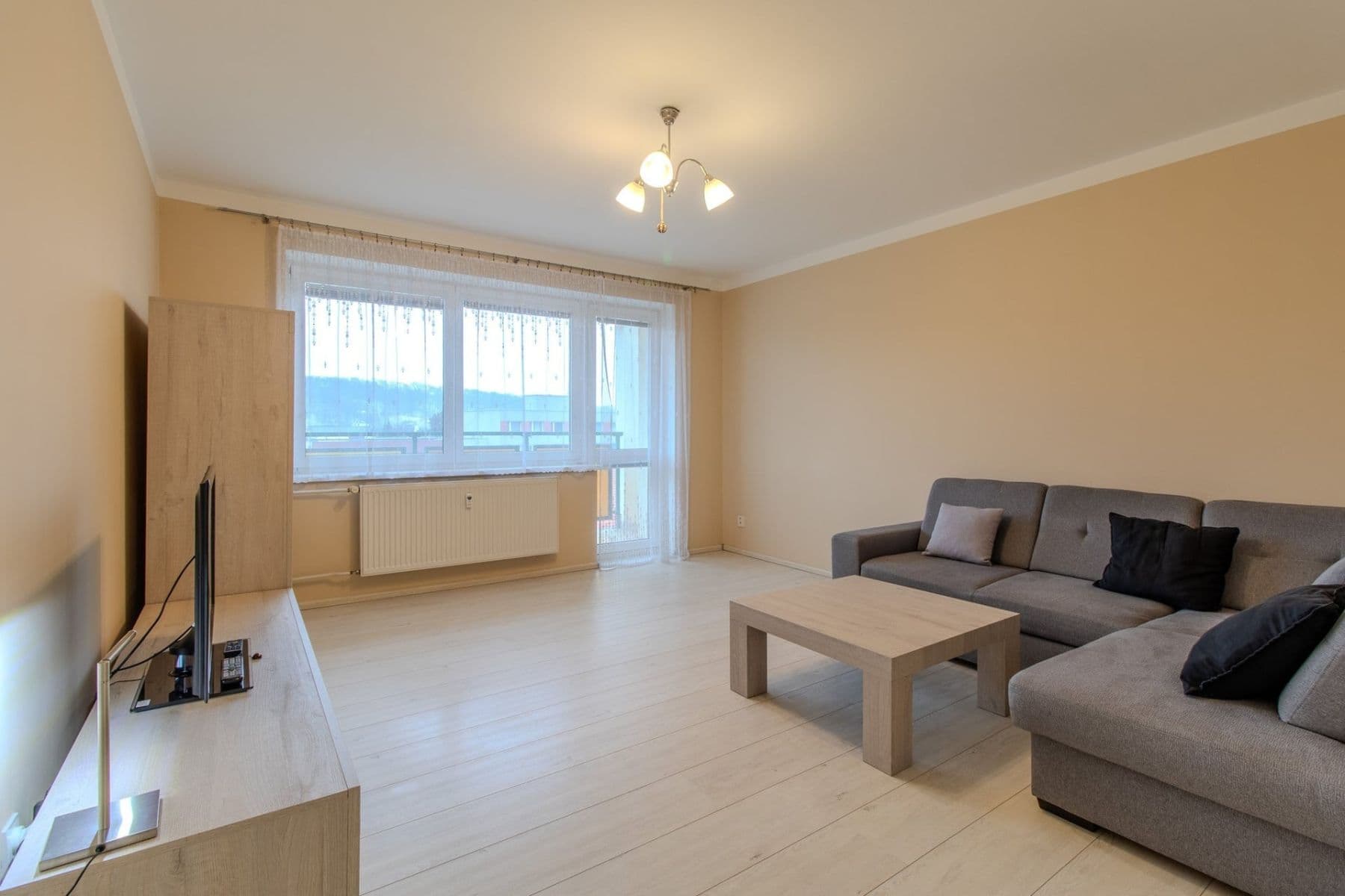 Pronájem bytu 2+1 70 m², Na Hrádku, Kralupy nad Vltavou, Středočeský kraj Pronájem bytu 2+1 70 m², Na Hrádku, Kralupy nad Vltavou, Středočeský kraj