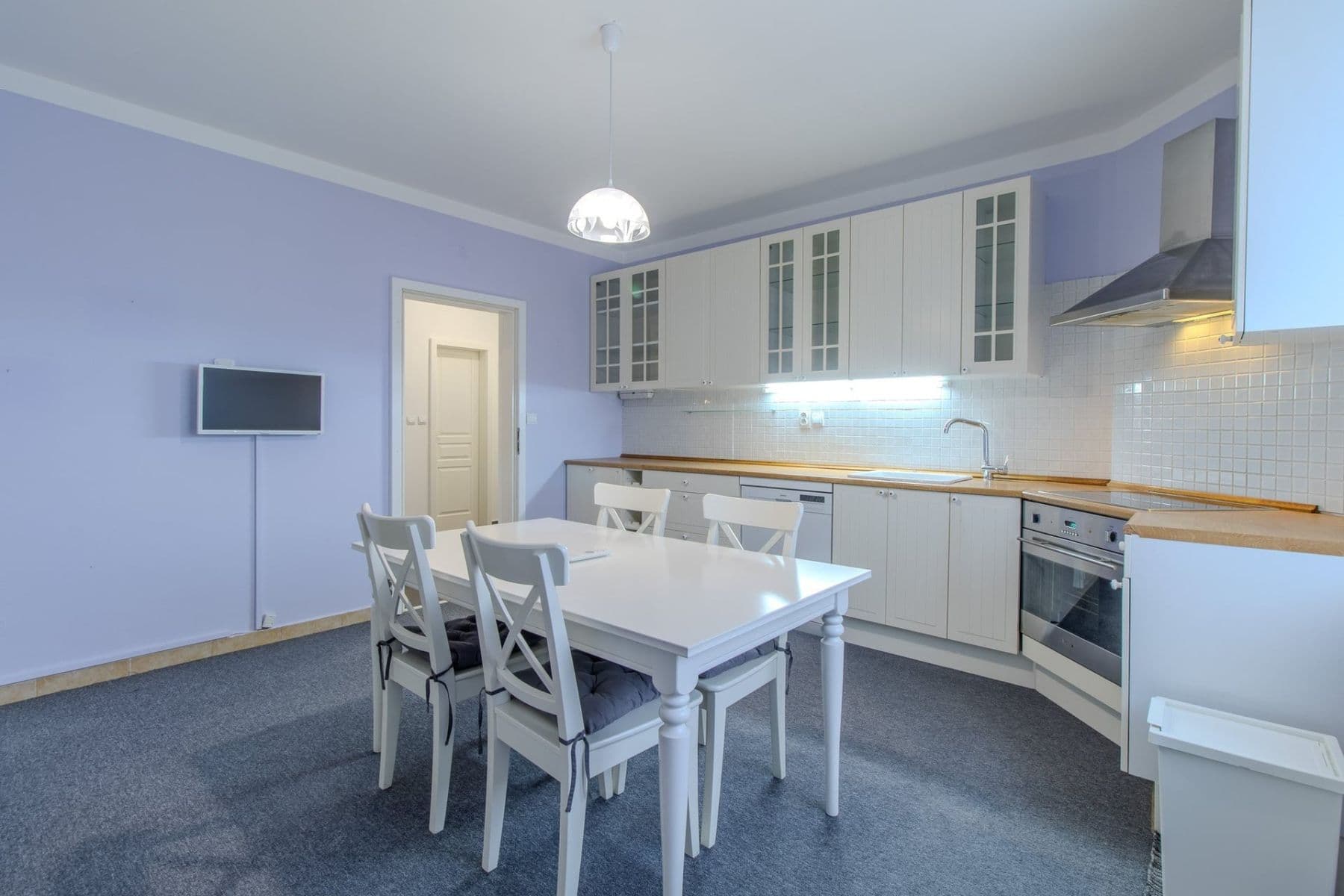 Pronájem bytu 2+1 70 m², Na Hrádku, Kralupy nad Vltavou, Středočeský kraj Pronájem bytu 2+1 70 m², Na Hrádku, Kralupy nad Vltavou, Středočeský kraj