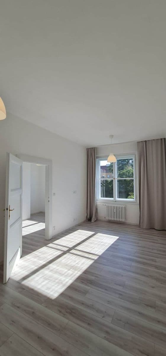 Pronájem bytu 2+1 49 m², Na Louži, Praha, Praha Pronájem bytu 2+1 49 m², Na Louži, Praha, Praha