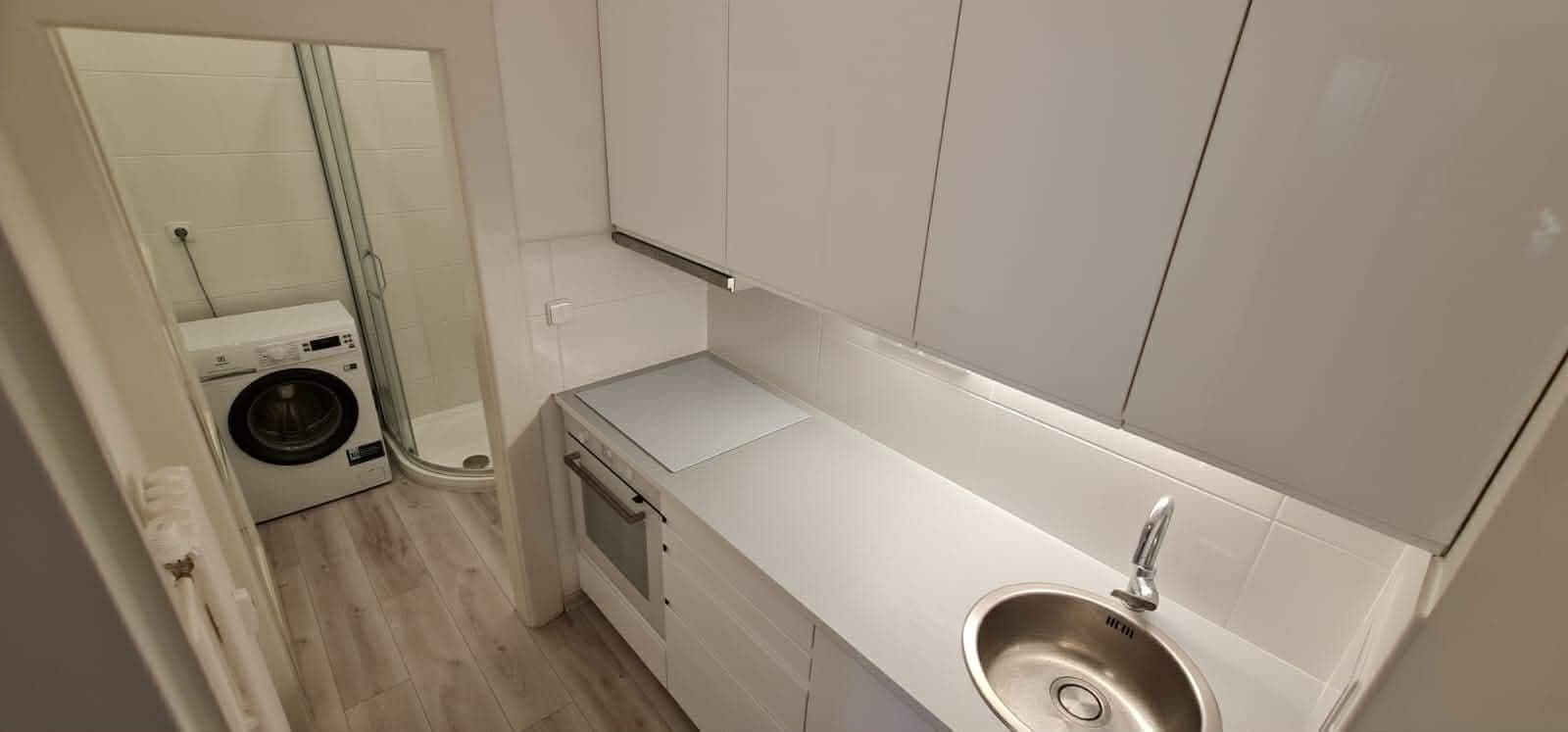 Pronájem bytu 2+1 49 m², Na Louži, Praha, Praha Pronájem bytu 2+1 49 m², Na Louži, Praha, Praha