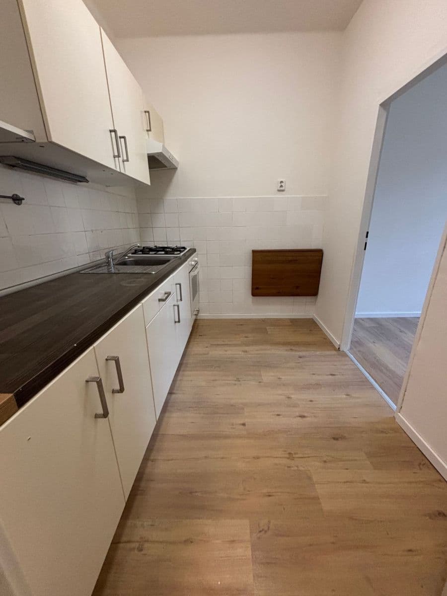 Pronájem bytu 2+1 36 m², Žerotínova, Praha, Praha Pronájem bytu 2+1 36 m², Žerotínova, Praha, Praha