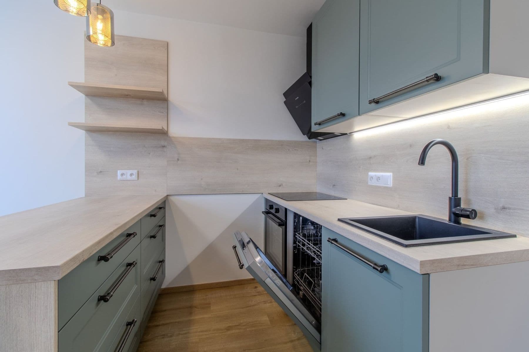 Pronájem bytu 3+1 69 m², Slancova, Praha, Praha Pronájem bytu 3+1 69 m², Slancova, Praha, Praha