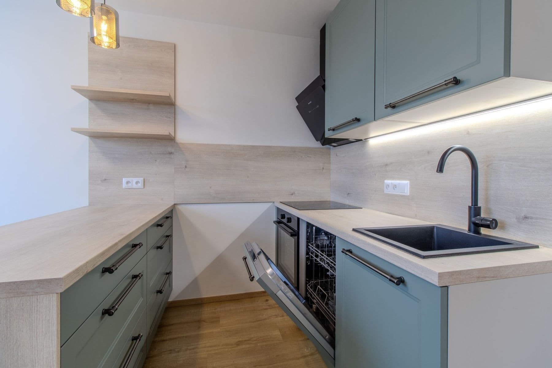 Pronájem bytu 3+1 69 m², Slancova, Praha, Praha Pronájem bytu 3+1 69 m², Slancova, Praha, Praha