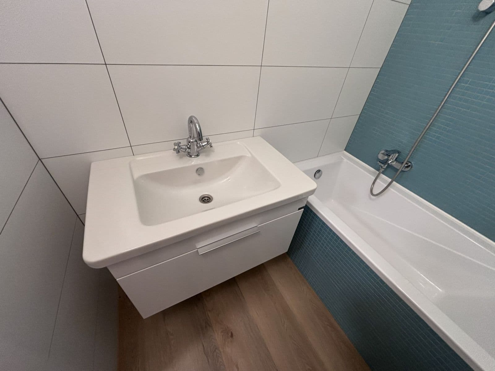 Pronájem bytu 2+1 60 m², Budovatelská, Ostrava, Moravskoslezský kraj Pronájem bytu 2+1 60 m², Budovatelská, Ostrava, Moravskoslezský kraj