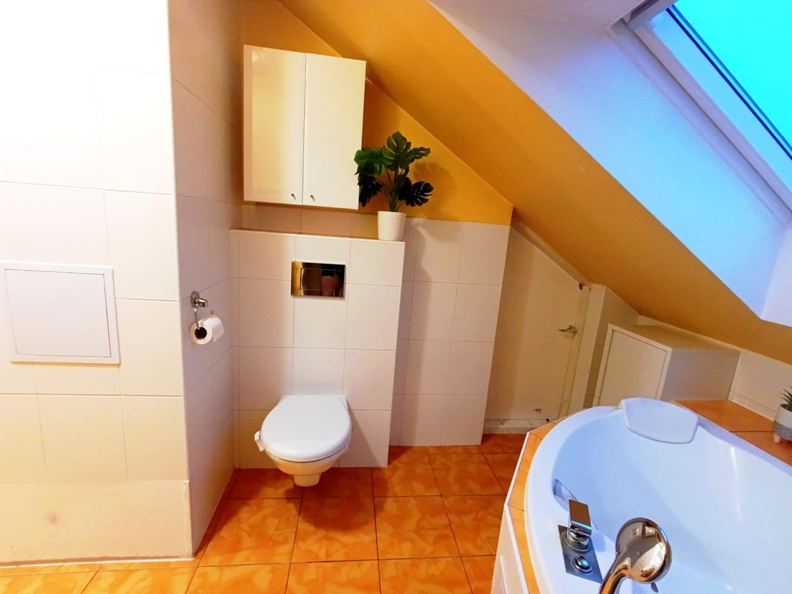 Prodej bytu 3+kk 62 m², Horoušanská, Nehvizdy, Středočeský kraj Prodej bytu 3+kk 62 m², Horoušanská, Nehvizdy, Středočeský kraj