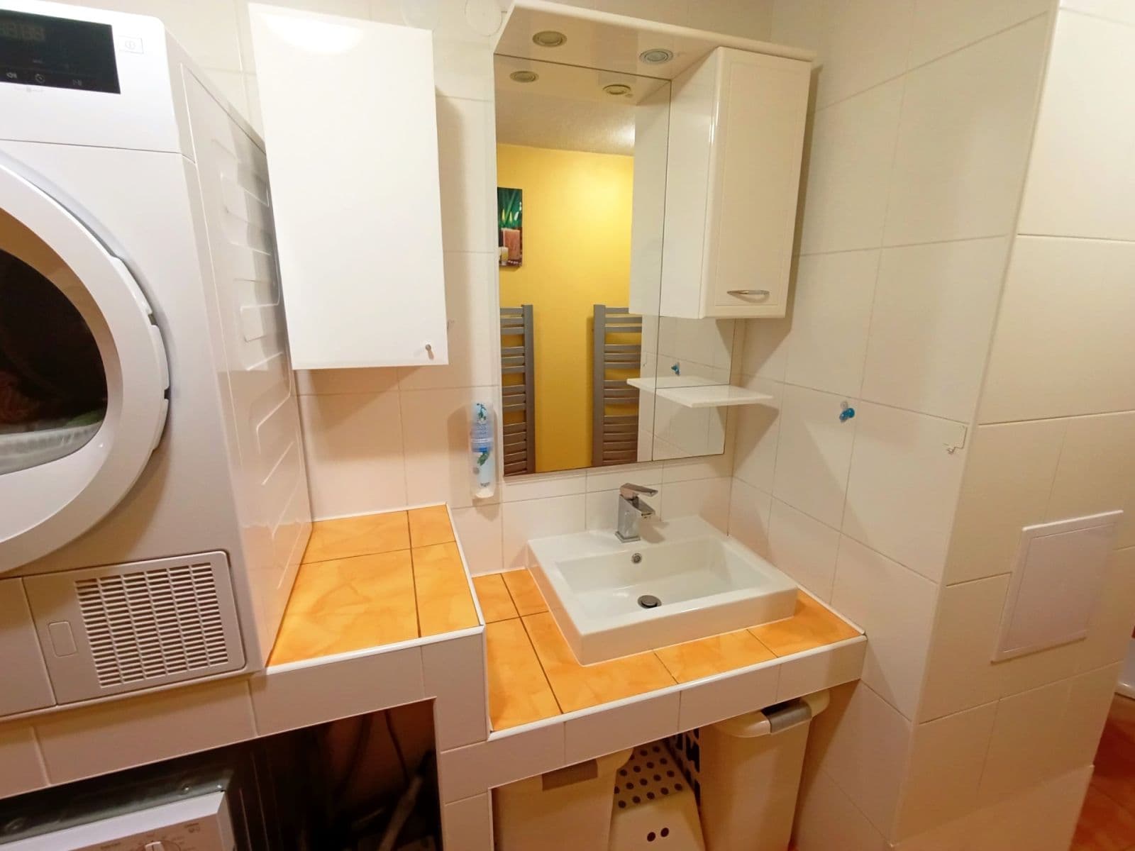 Prodej bytu 3+kk 62 m², Horoušanská, Nehvizdy, Středočeský kraj Prodej bytu 3+kk 62 m², Horoušanská, Nehvizdy, Středočeský kraj