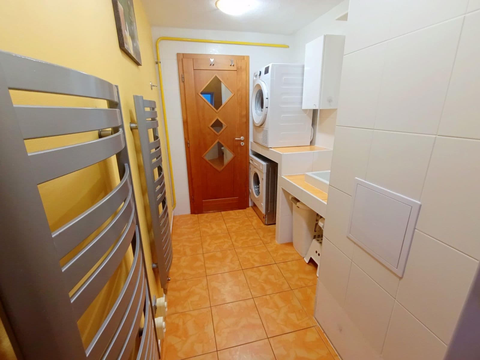 Prodej bytu 3+kk 62 m², Horoušanská, Nehvizdy, Středočeský kraj Prodej bytu 3+kk 62 m², Horoušanská, Nehvizdy, Středočeský kraj