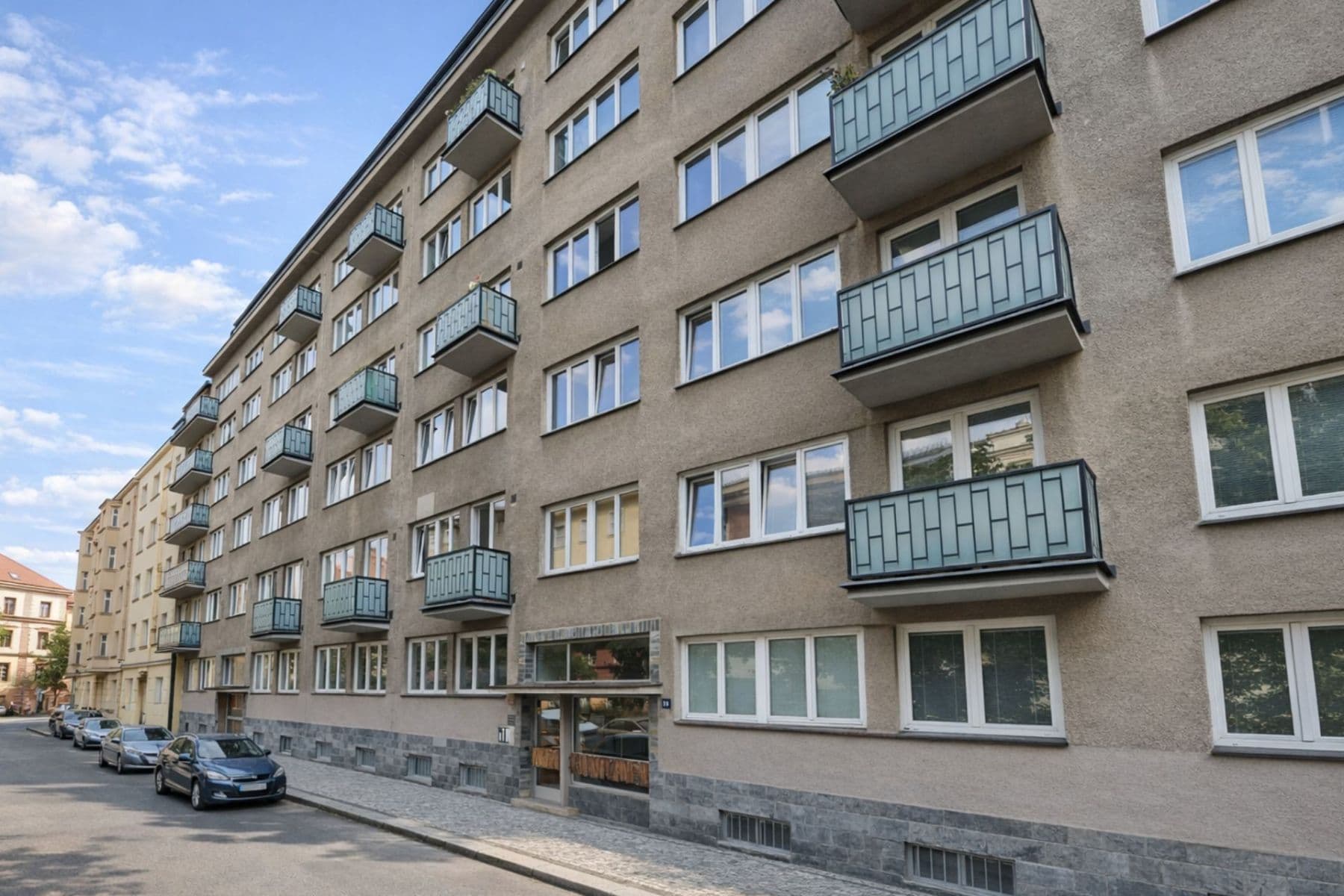 Prodej bytu 2+kk 42 m², Bulharská, Praha, Praha Prodej bytu 2+kk 42 m², Bulharská, Praha, Praha