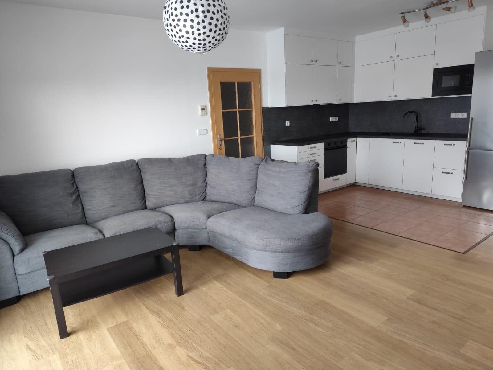 Pronájem bytu 2+kk 58 m², Na Ladech, Květnice, Středočeský kraj Pronájem bytu 2+kk 58 m², Na Ladech, Květnice, Středočeský kraj