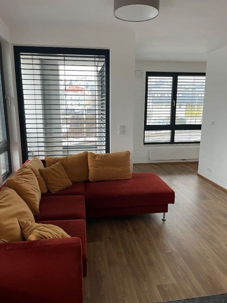 Pronájem bytu 1+kk 38 m², Závišova, Praha, Praha Pronájem bytu 1+kk 38 m², Závišova, Praha, Praha