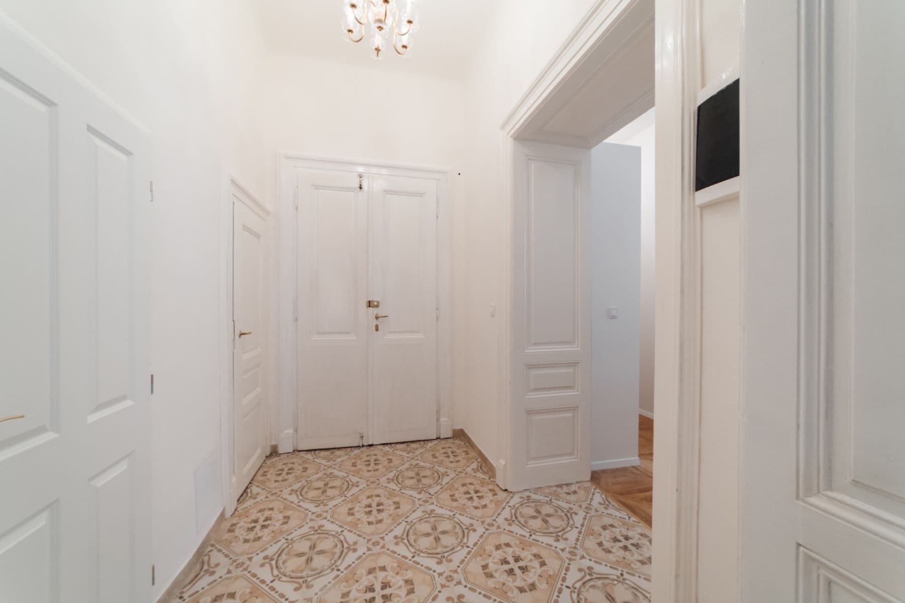 Pronájem bytu 3+1 93 m², Zborovská, Praha, Praha Pronájem bytu 3+1 93 m², Zborovská, Praha, Praha