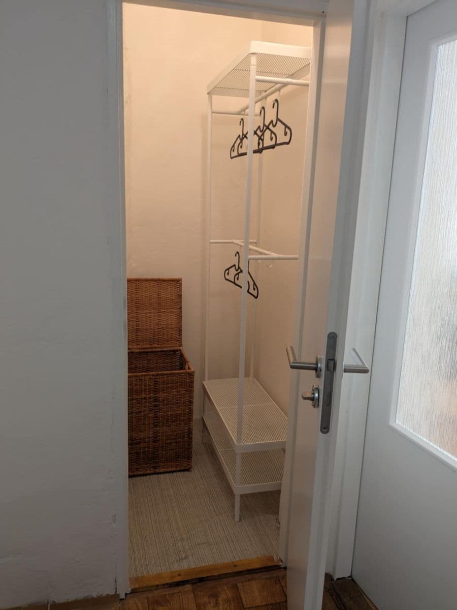 Pronájem bytu 2+1 50 m², Žerotínova, Praha, Praha Pronájem bytu 2+1 50 m², Žerotínova, Praha, Praha