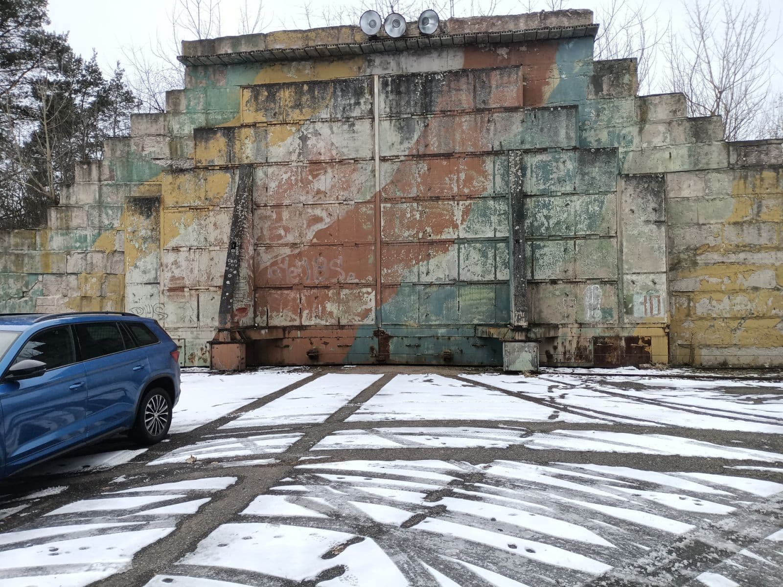 Pronájem garáže 40 m², Letiště, Hradec Králové, Královéhradecký kraj Pronájem garáže 40 m², Letiště, Hradec Králové, Královéhradecký kraj