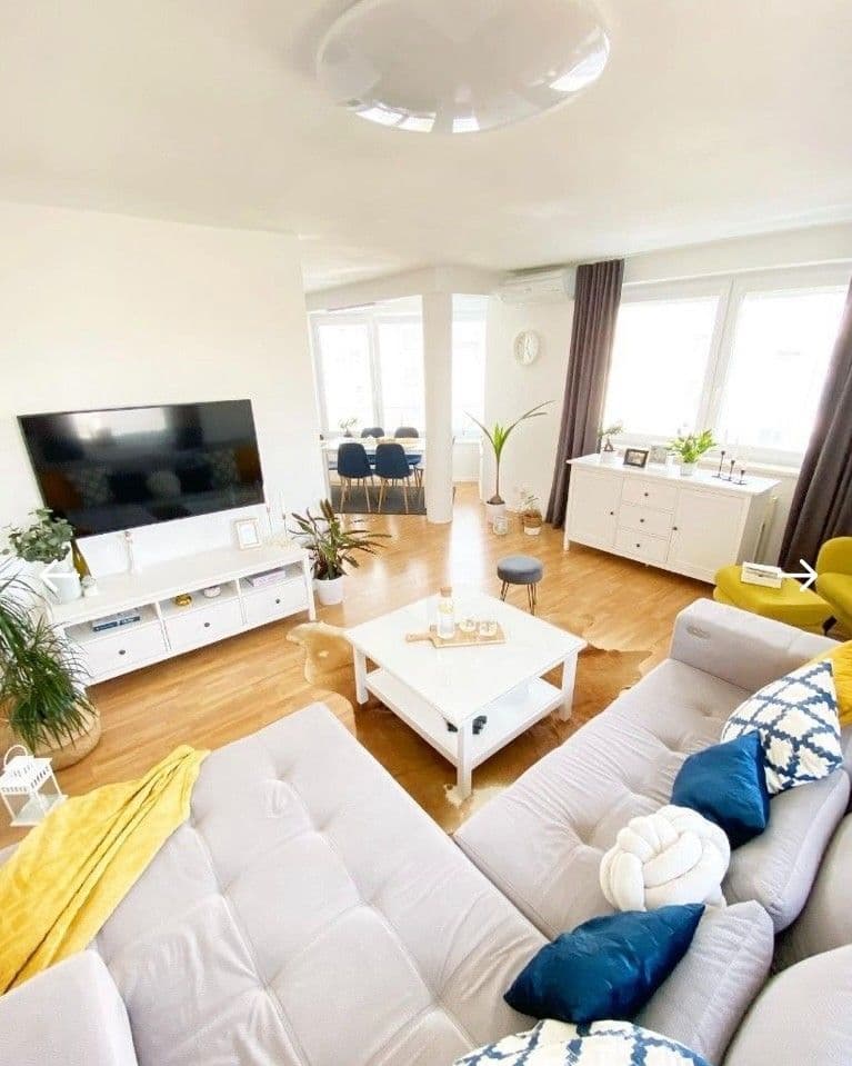 Pronájem bytu 2+1 65 m², Planét, Ružinov, Bratislavský kraj Pronájem bytu 2+1 65 m², Planét, Ružinov, Bratislavský kraj