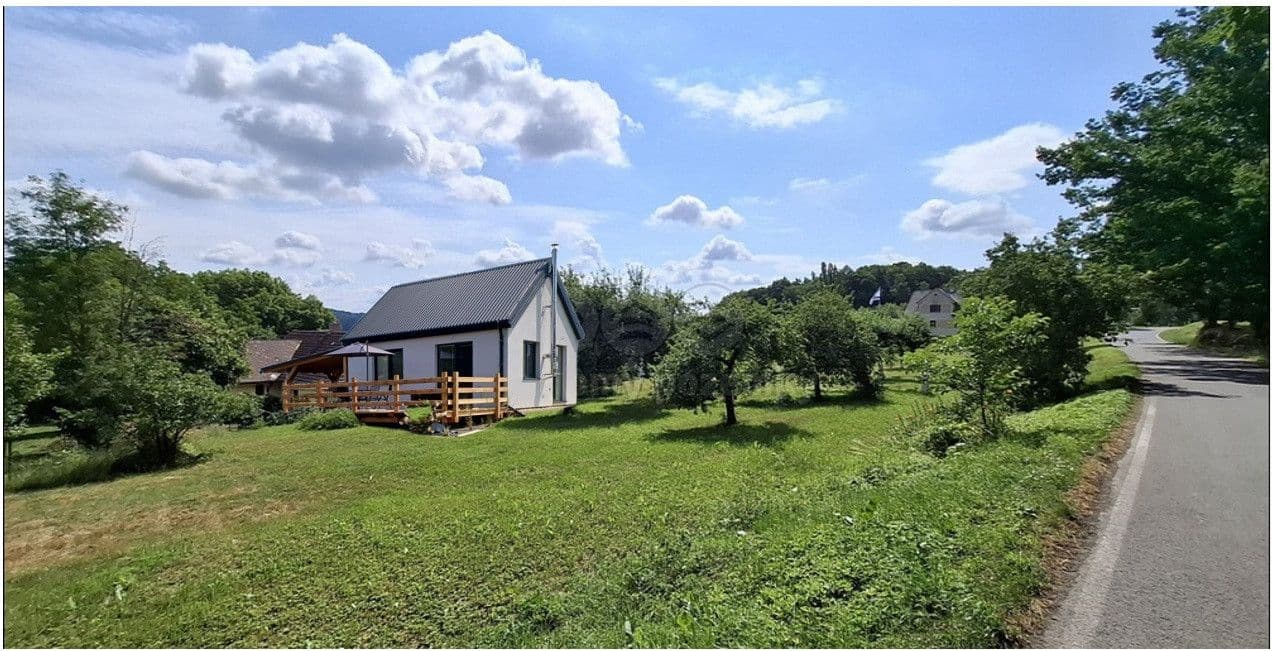 Prodej pozemku 1.603 m², Hrazany, Jihočeský kraj Prodej pozemku 1.603 m², Hrazany, Jihočeský kraj