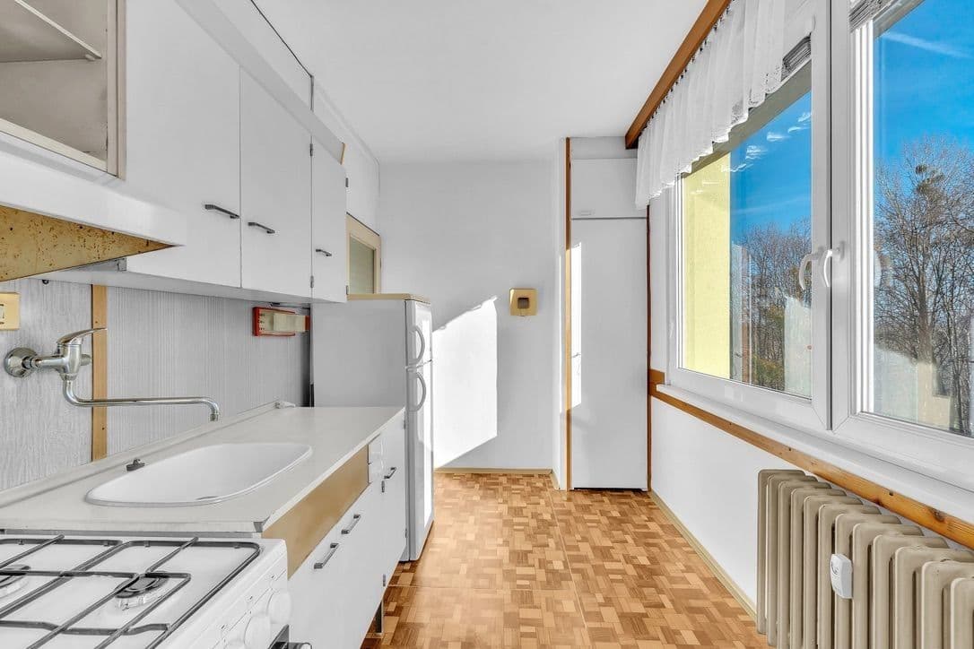 Pronájem bytu 2+1 45 m², Topolská, Chrudim, Pardubický kraj Pronájem bytu 2+1 45 m², Topolská, Chrudim, Pardubický kraj