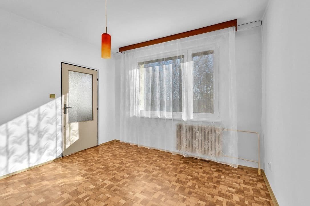 Pronájem bytu 2+1 45 m², Topolská, Chrudim, Pardubický kraj Pronájem bytu 2+1 45 m², Topolská, Chrudim, Pardubický kraj