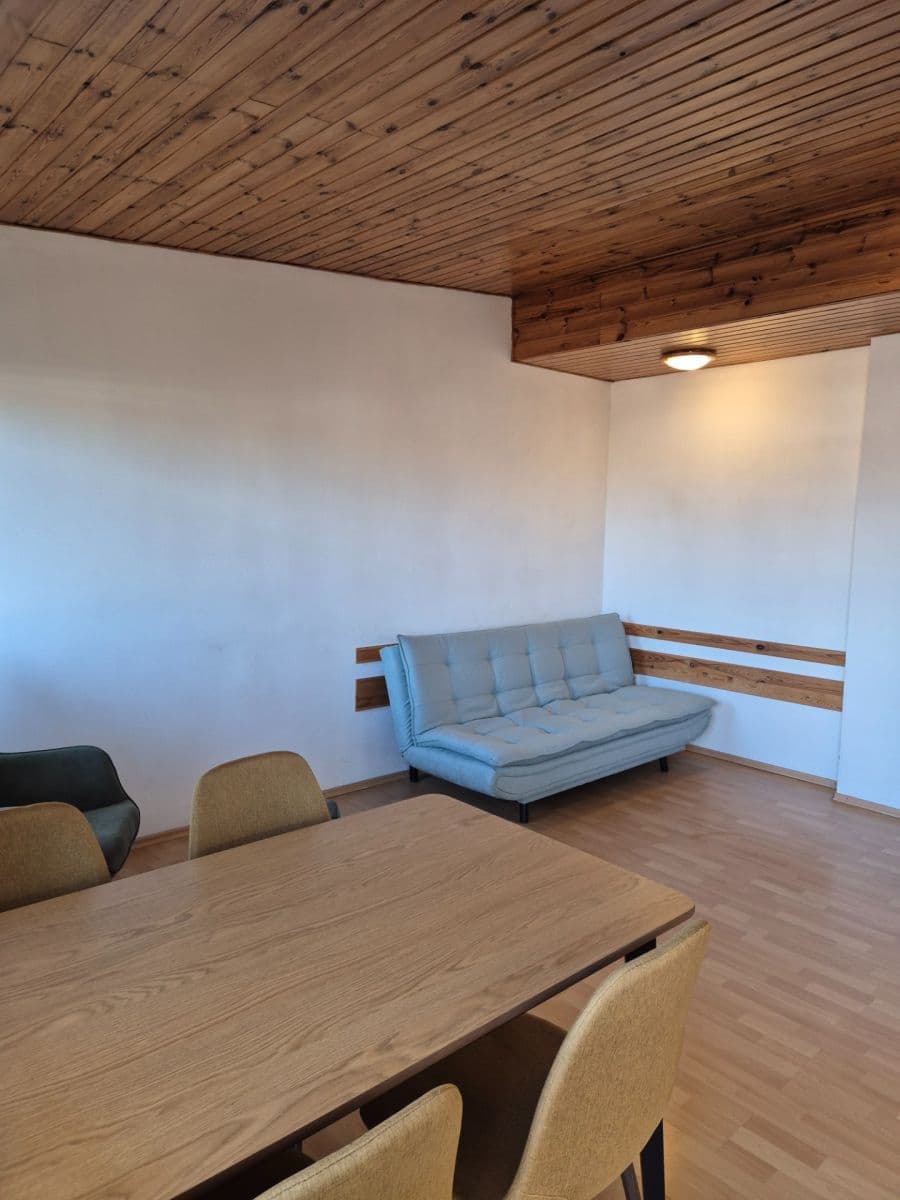 Pronájem bytu 3+kk 82 m², Hněvkovského, Brno, Jihomoravský kraj Pronájem bytu 3+kk 82 m², Hněvkovského, Brno, Jihomoravský kraj