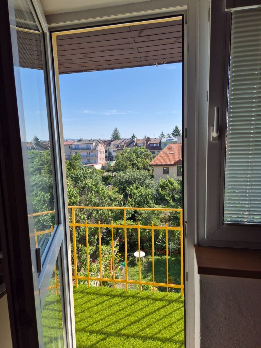 Pronájem bytu 3+kk 82 m², Hněvkovského, Brno, Jihomoravský kraj Pronájem bytu 3+kk 82 m², Hněvkovského, Brno, Jihomoravský kraj