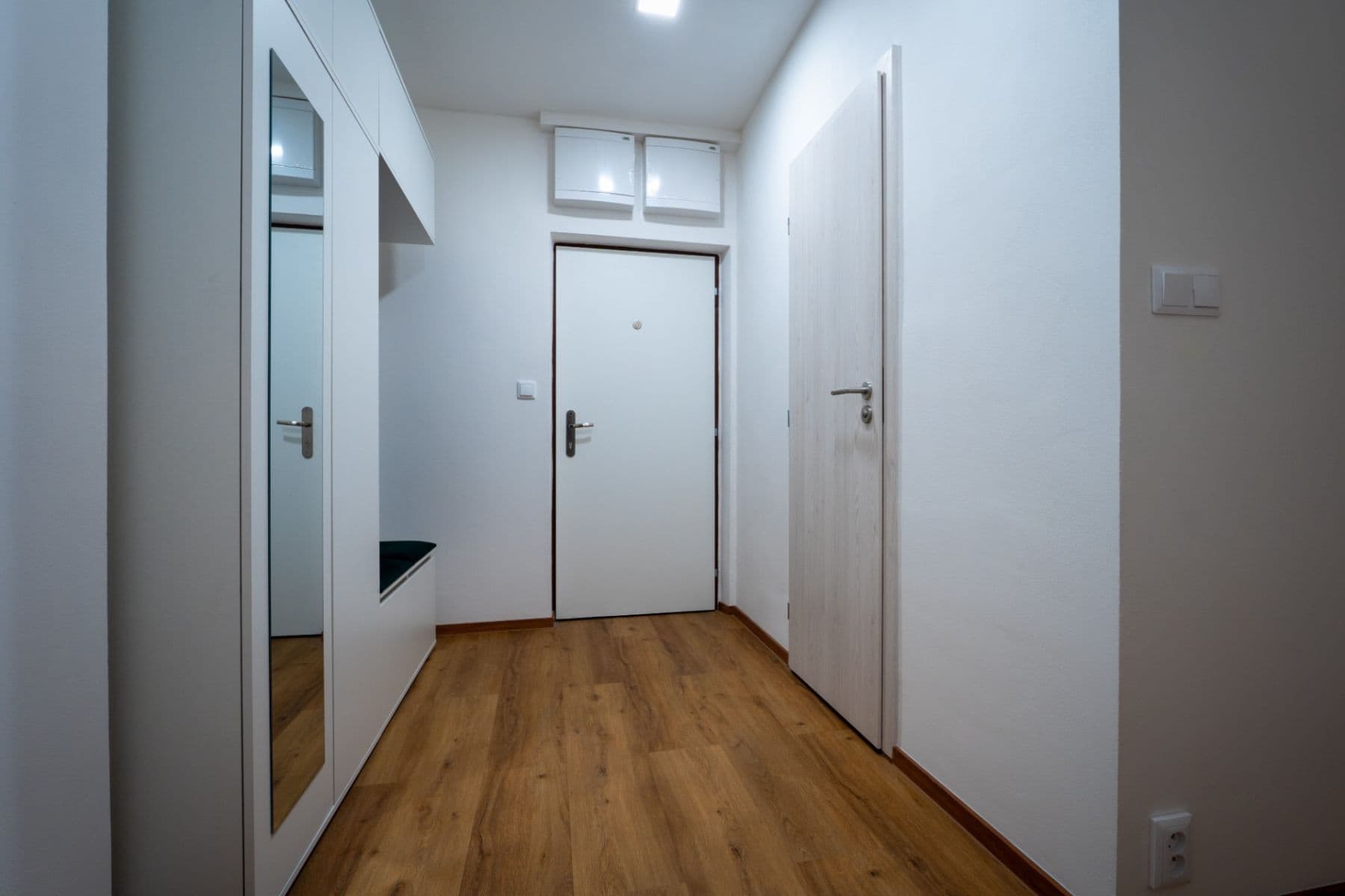 Pronájem bytu 2+1 57 m², Kamerunská, Praha, Praha Pronájem bytu 2+1 57 m², Kamerunská, Praha, Praha