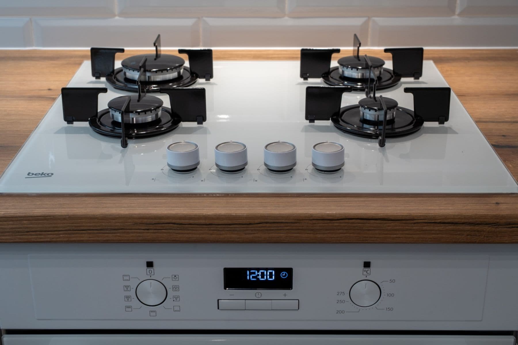 Pronájem bytu 2+1 57 m², Kamerunská, Praha, Praha Pronájem bytu 2+1 57 m², Kamerunská, Praha, Praha