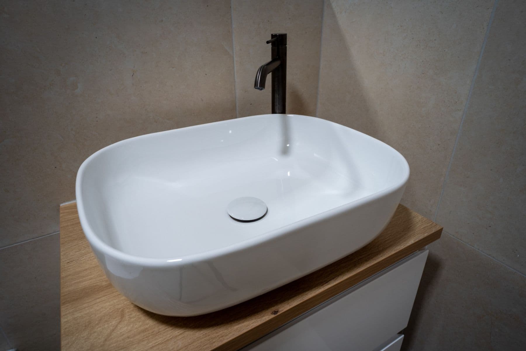 Pronájem bytu 2+1 57 m², Kamerunská, Praha, Praha Pronájem bytu 2+1 57 m², Kamerunská, Praha, Praha