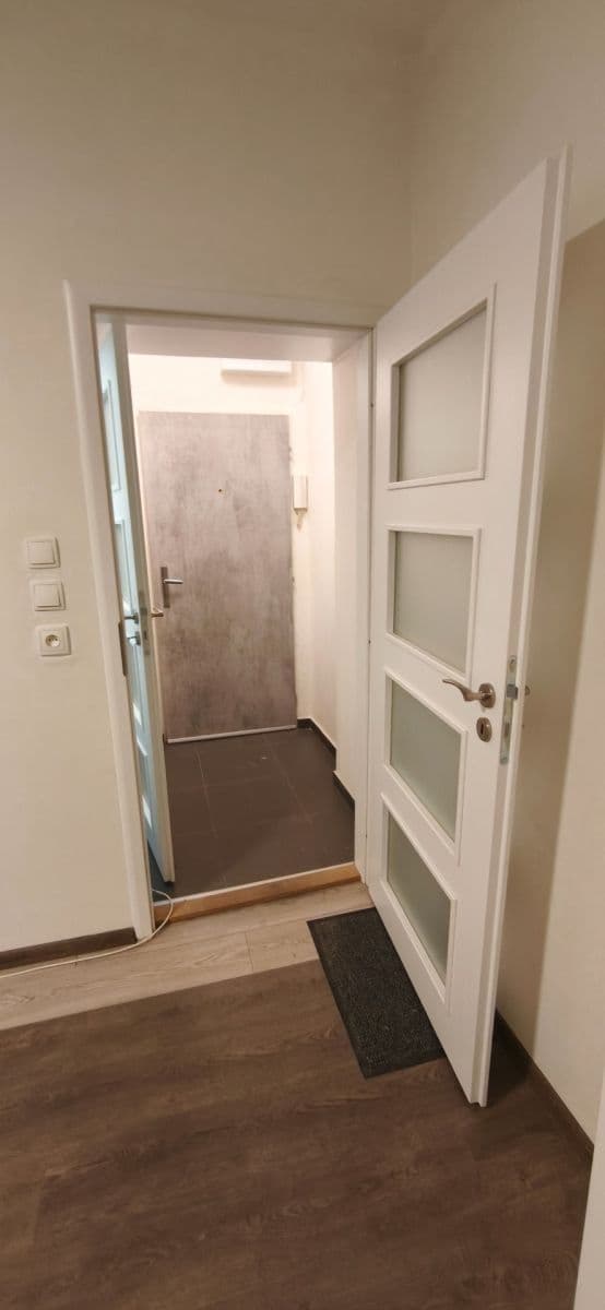 Pronájem bytu 1+kk 21 m², Konšelská, Praha, Praha Pronájem bytu 1+kk 21 m², Konšelská, Praha, Praha