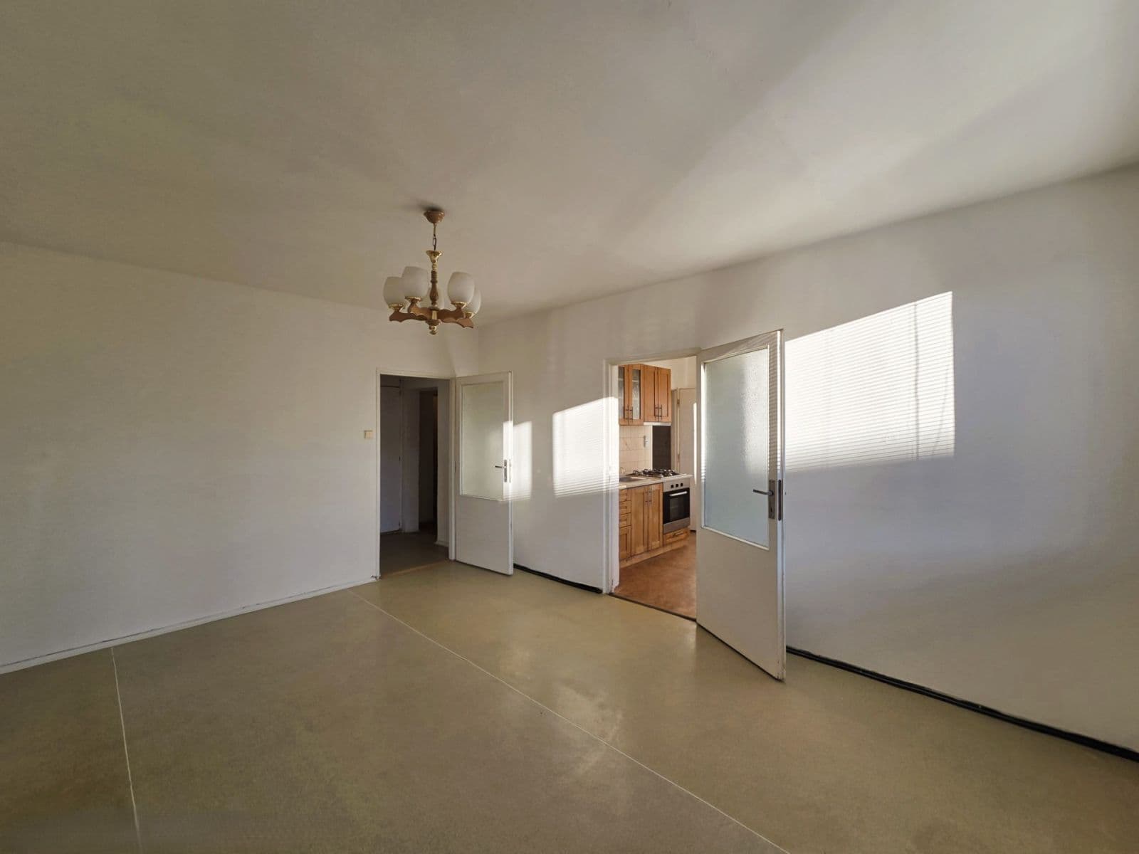 Prodej bytu 3+1 64 m², Křenická, Praha, Praha Prodej bytu 3+1 64 m², Křenická, Praha, Praha