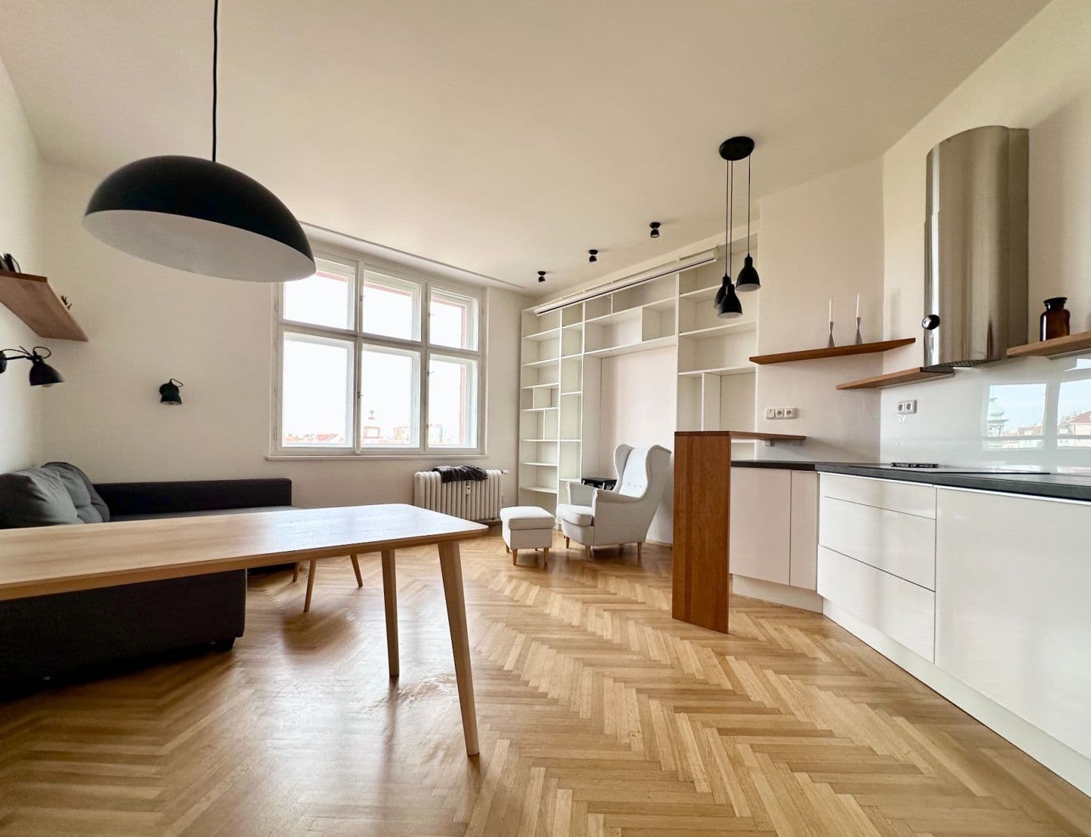 Pronájem bytu 2+kk 50 m², Smolenská, Praha, Praha Pronájem bytu 2+kk 50 m², Smolenská, Praha, Praha