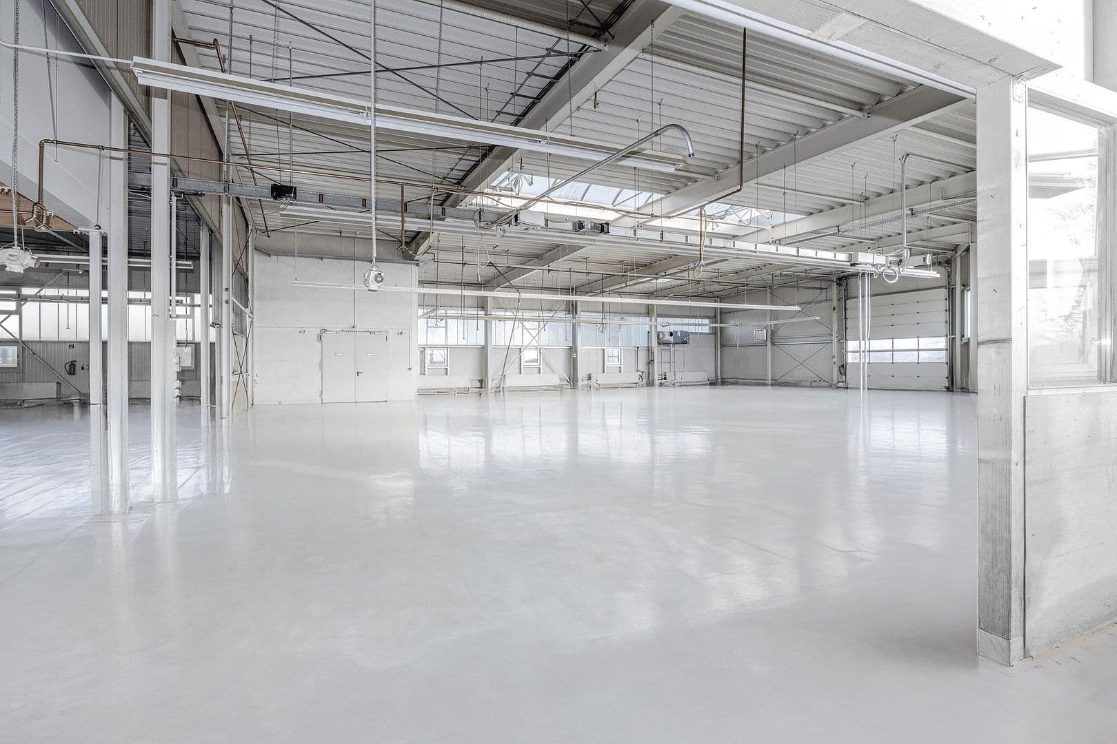 Pronájem nebytového prostoru 2.145 m², Daimlerstraße 12, Dauchingen, Bádensko-Württembersko Pronájem nebytového prostoru 2.145 m², Daimlerstraße 12, Dauchingen, Bádensko-Württembersko