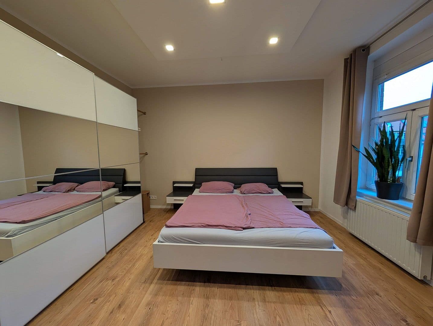 Pronájem bytu 2+1 73 m², Erfurt, Durynsko Pronájem bytu 2+1 73 m², Erfurt, Durynsko