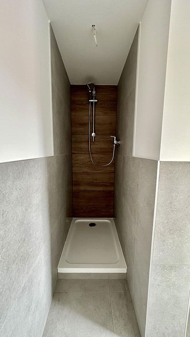 Pronájem bytu 3+1 85 m², Reeperbahn 2, Kiel, Šlesvicko-Holštýnsko Pronájem bytu 3+1 85 m², Reeperbahn 2, Kiel, Šlesvicko-Holštýnsko