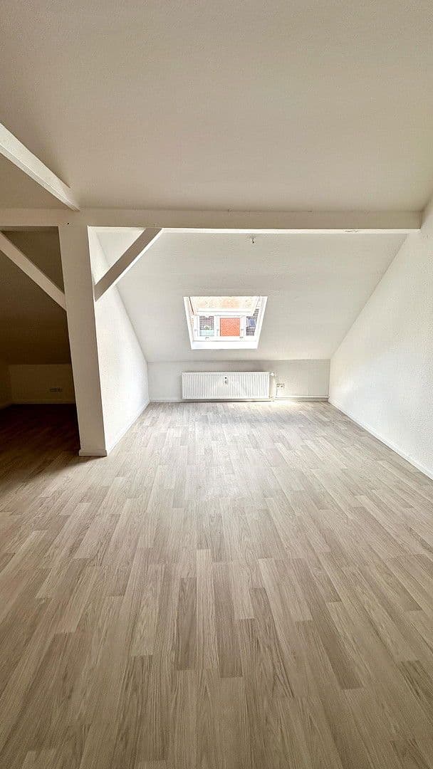 Pronájem bytu 3+1 85 m², Reeperbahn 2, Kiel, Šlesvicko-Holštýnsko Pronájem bytu 3+1 85 m², Reeperbahn 2, Kiel, Šlesvicko-Holštýnsko