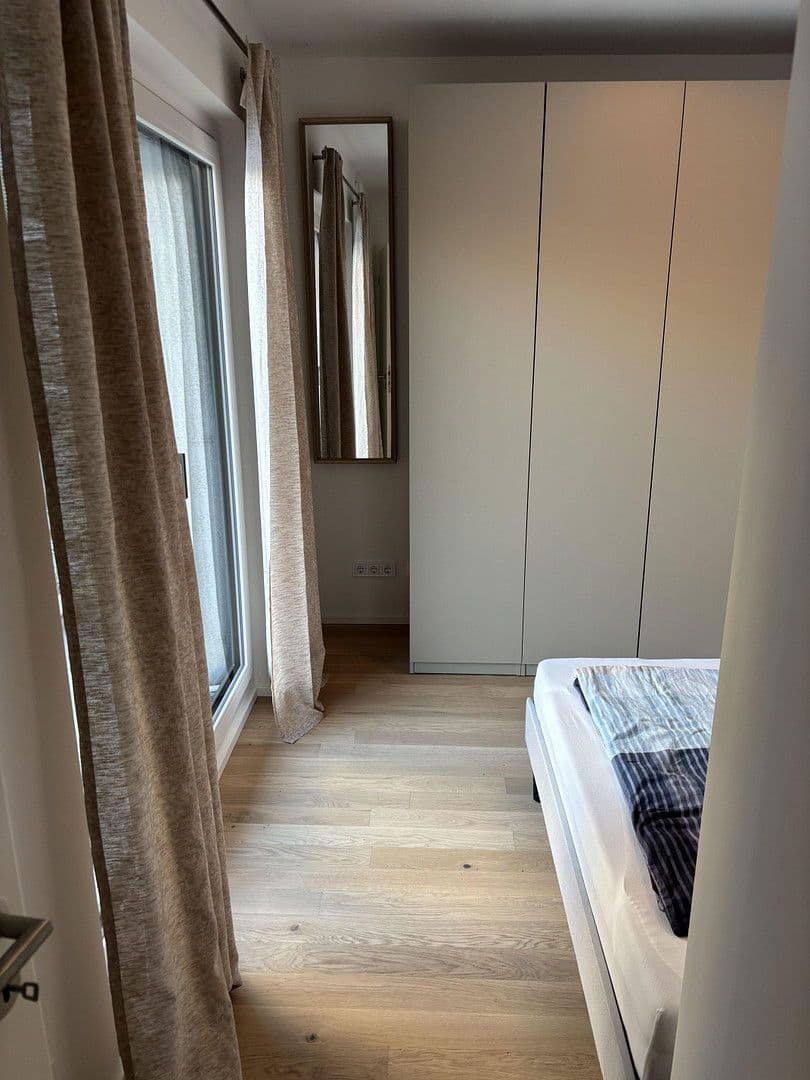 Pronájem bytu 2+1 45 m², Hermine-von-Parish-Str. 41, München, Bavorsko Pronájem bytu 2+1 45 m², Hermine-von-Parish-Str. 41, München, Bavorsko