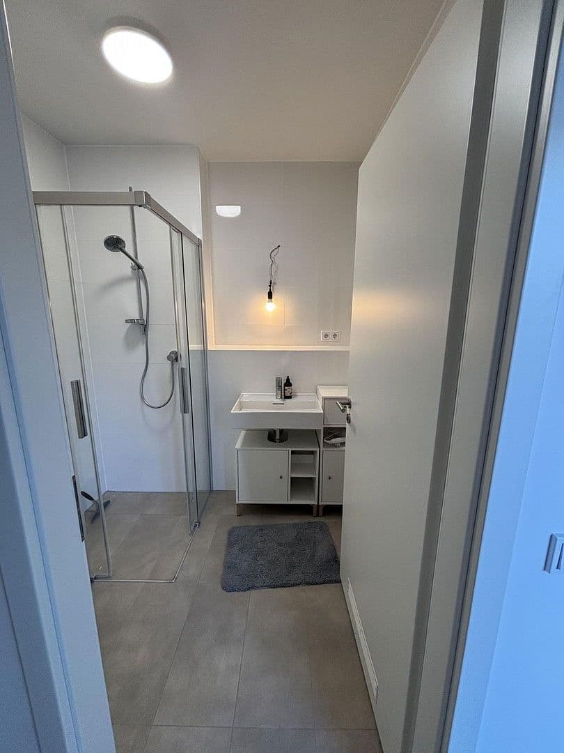 Pronájem bytu 2+1 45 m², Hermine-von-Parish-Str. 41, München, Bavorsko Pronájem bytu 2+1 45 m², Hermine-von-Parish-Str. 41, München, Bavorsko