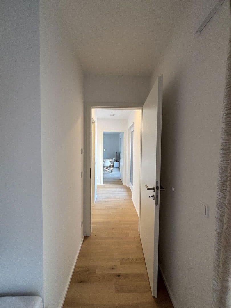 Pronájem bytu 2+1 45 m², Hermine-von-Parish-Str. 41, München, Bavorsko Pronájem bytu 2+1 45 m², Hermine-von-Parish-Str. 41, München, Bavorsko
