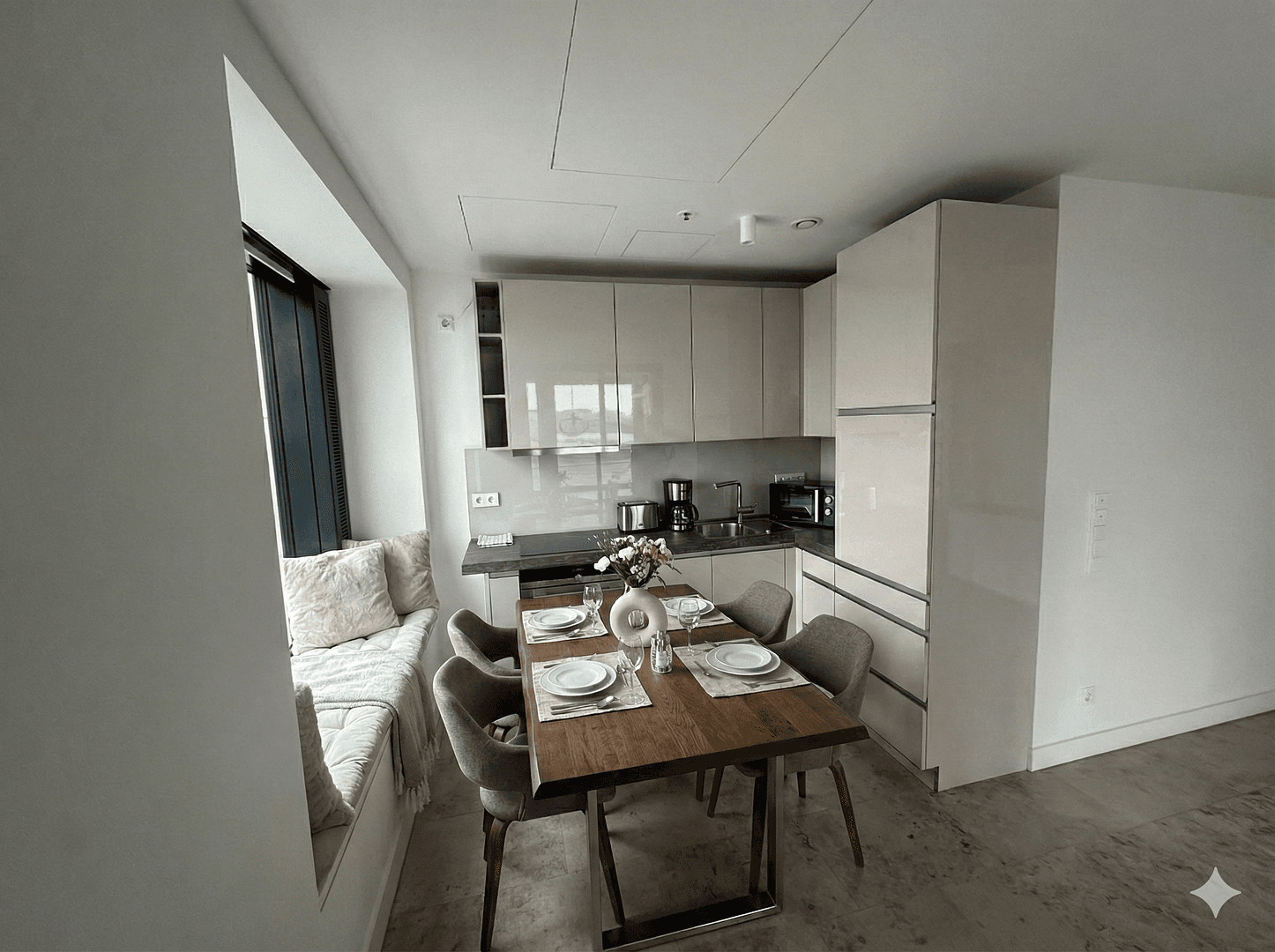 Pronájem bytu 2+1 70 m², Hainer Weg 80, Frankfurt, Hessen Pronájem bytu 2+1 70 m², Hainer Weg 80, Frankfurt, Hessen