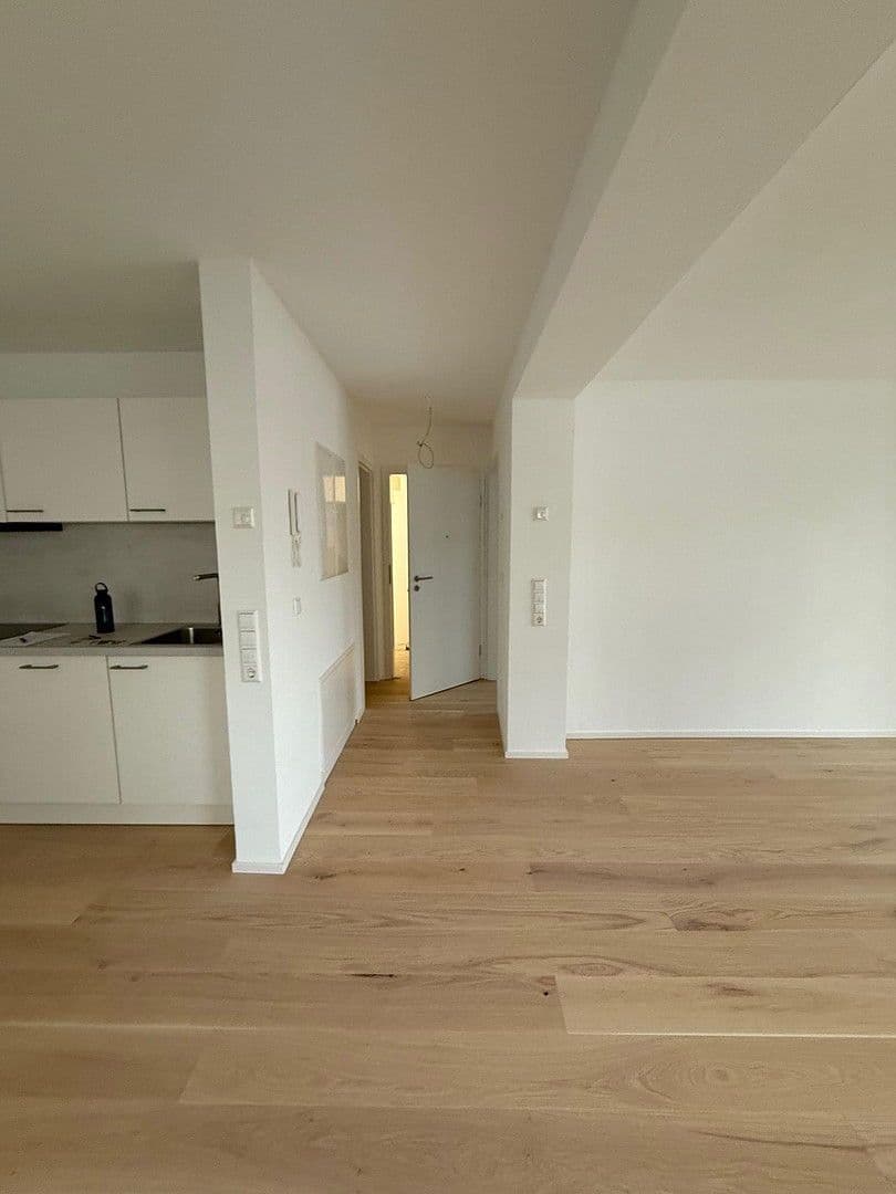 Prodej bytu 3+1 75 m², Weiherstr.22, Plochingen, Bádensko-Württembersko Prodej bytu 3+1 75 m², Weiherstr.22, Plochingen, Bádensko-Württembersko