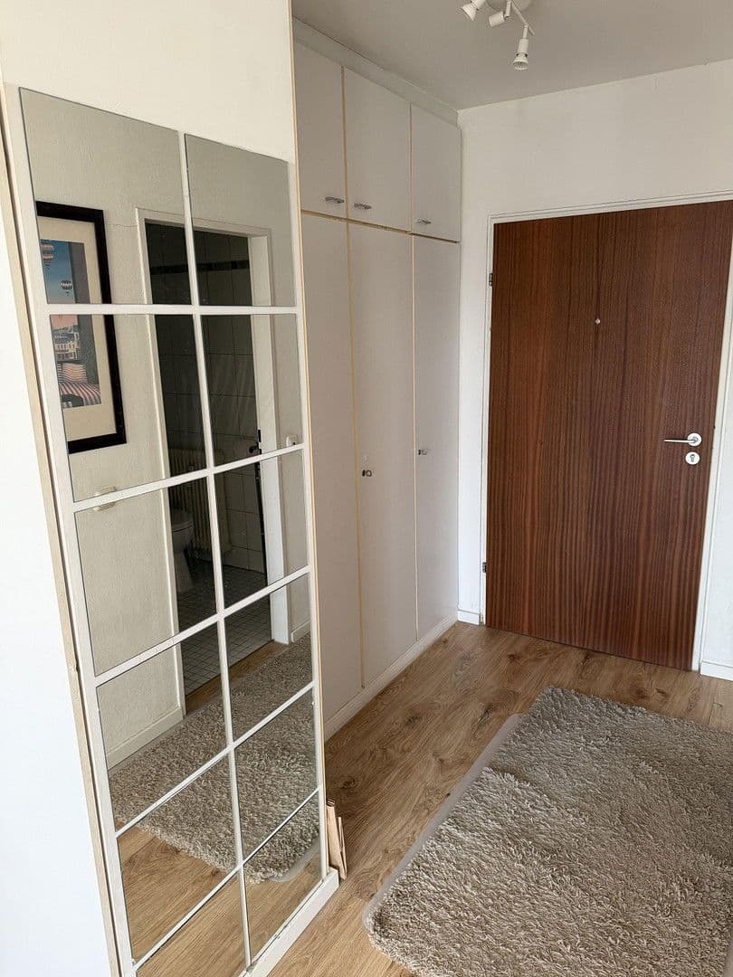 Pronájem bytu 1+1 32 m², Daphnestraße 32, München, Bavorsko Pronájem bytu 1+1 32 m², Daphnestraße 32, München, Bavorsko