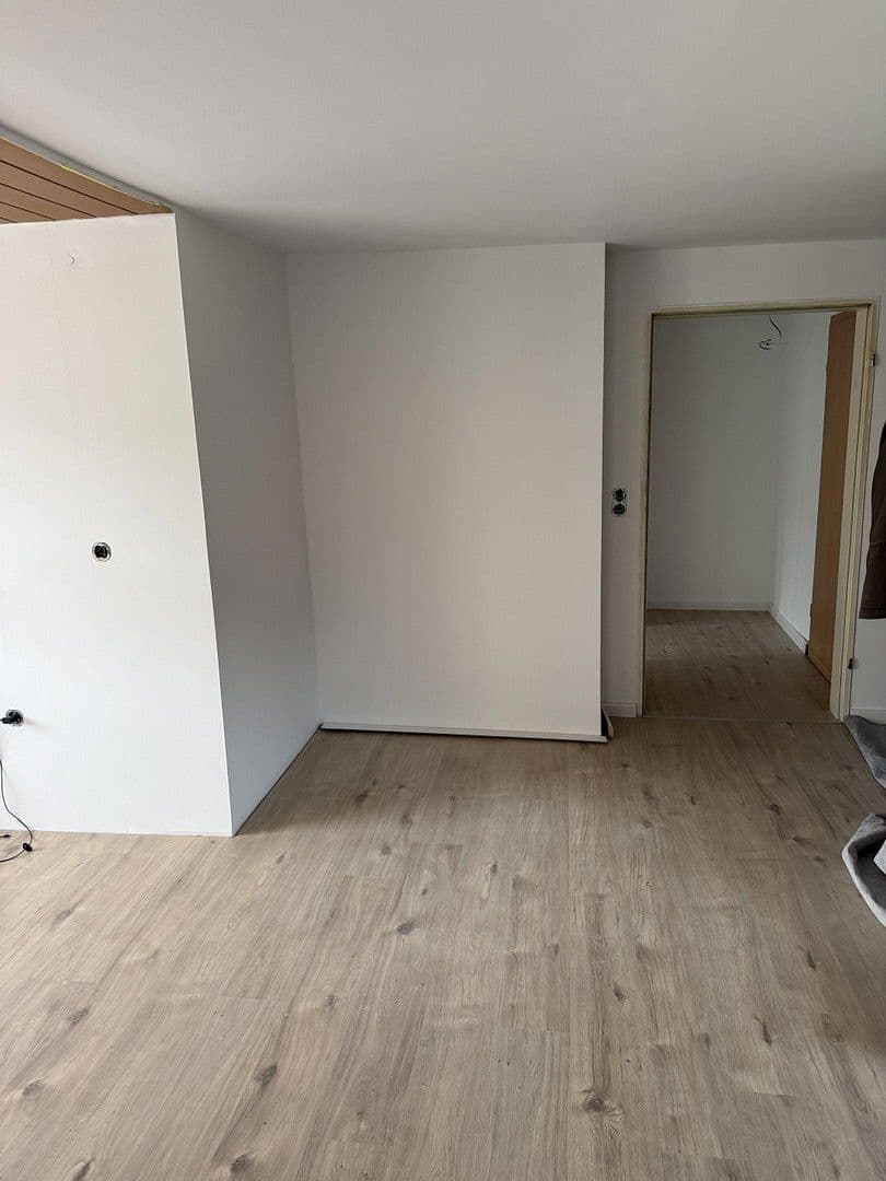 Pronájem bytu 3+1 80 m², Hellenthal, Severní Porýní-Vestfálsko Pronájem bytu 3+1 80 m², Hellenthal, Severní Porýní-Vestfálsko