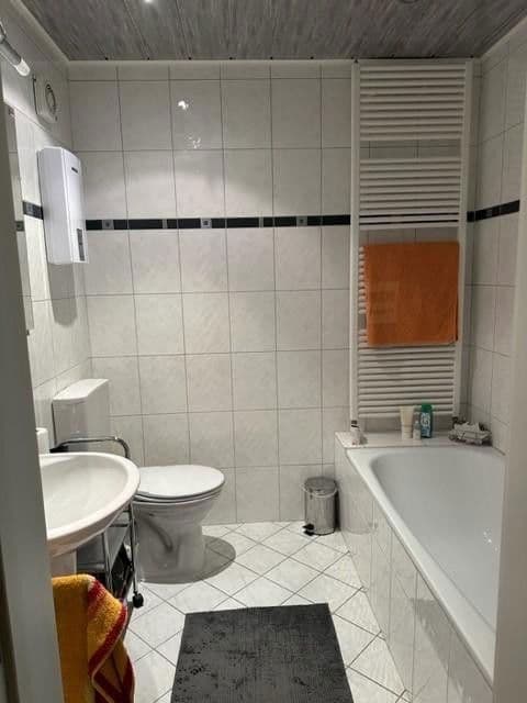 Pronájem bytu 4+1 90 m², Wallertheim, Porýní-Falc Pronájem bytu 4+1 90 m², Wallertheim, Porýní-Falc